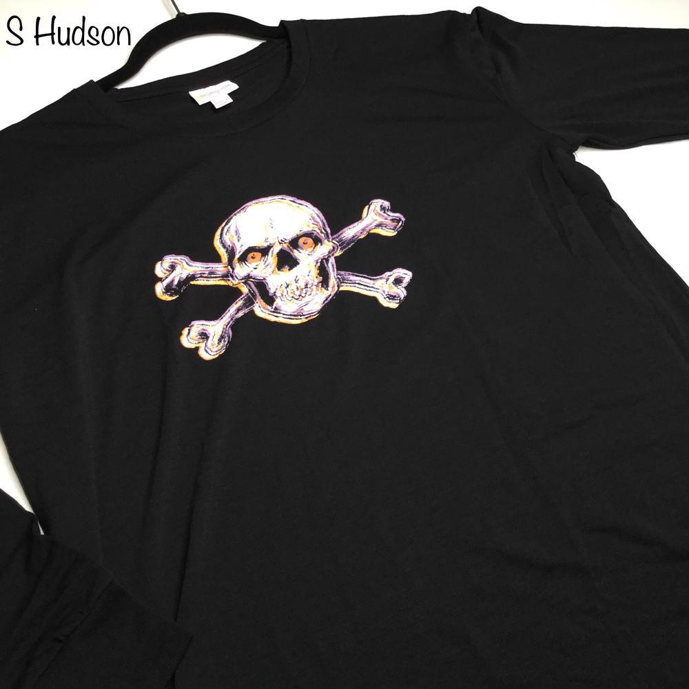 Vlone skull and bones hotsell long sleeve