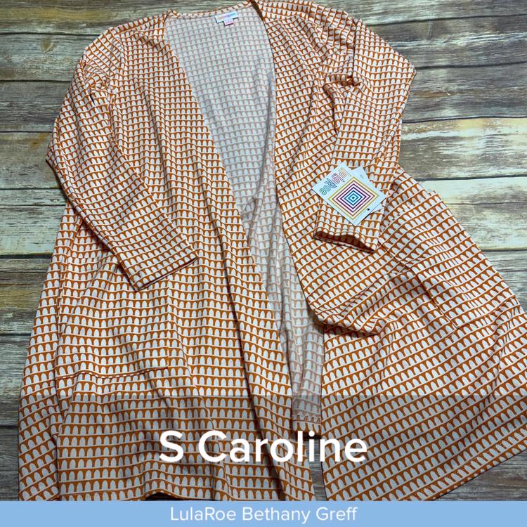 Caroline shop fit lularoe